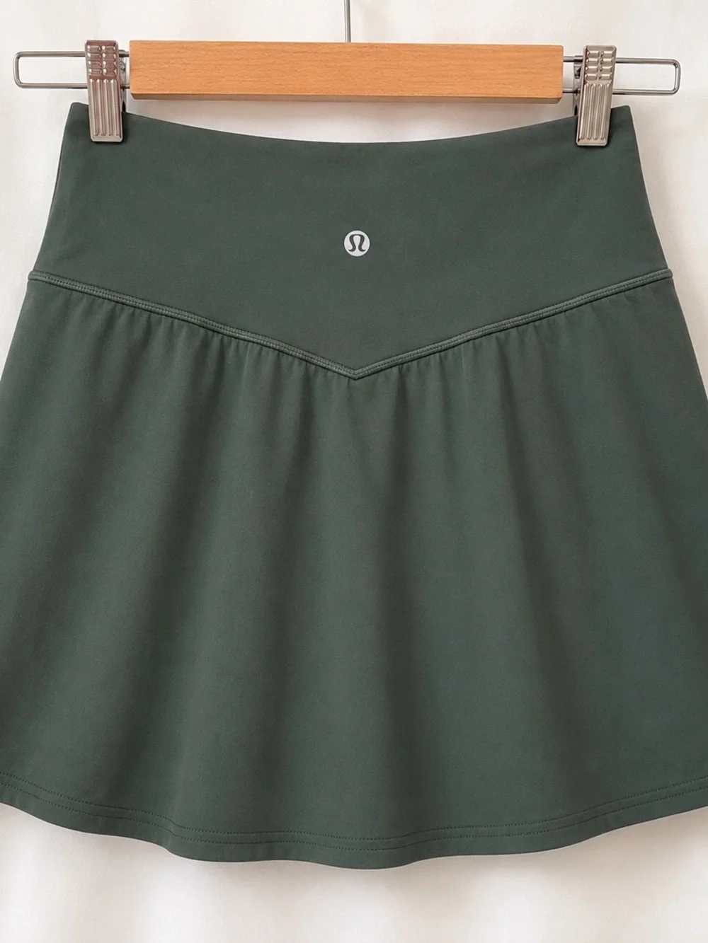 lululemon athletica Dark Green Skort | size 6